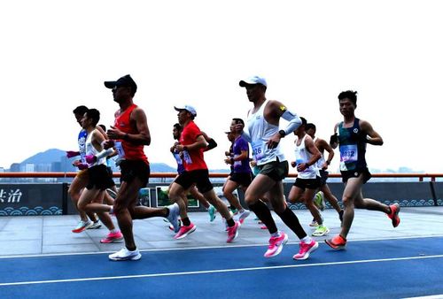 曬曬你的2021跑步記憶,贏現金大獎 打卡紅色地標,跑向健康生活 征文活動火熱進行中